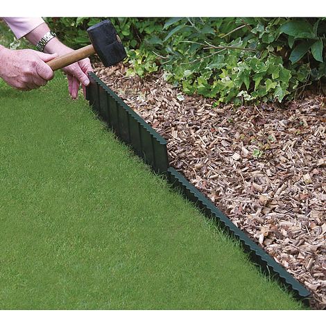 Flexi Edge Lawn Edging | Thompson & Morgan